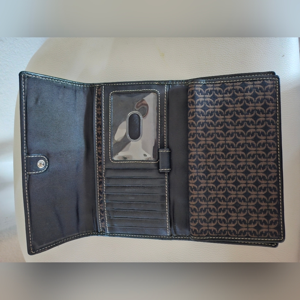 Fossil Brown Multi-Strip Patterned Wallet - Picture 10 of 12
